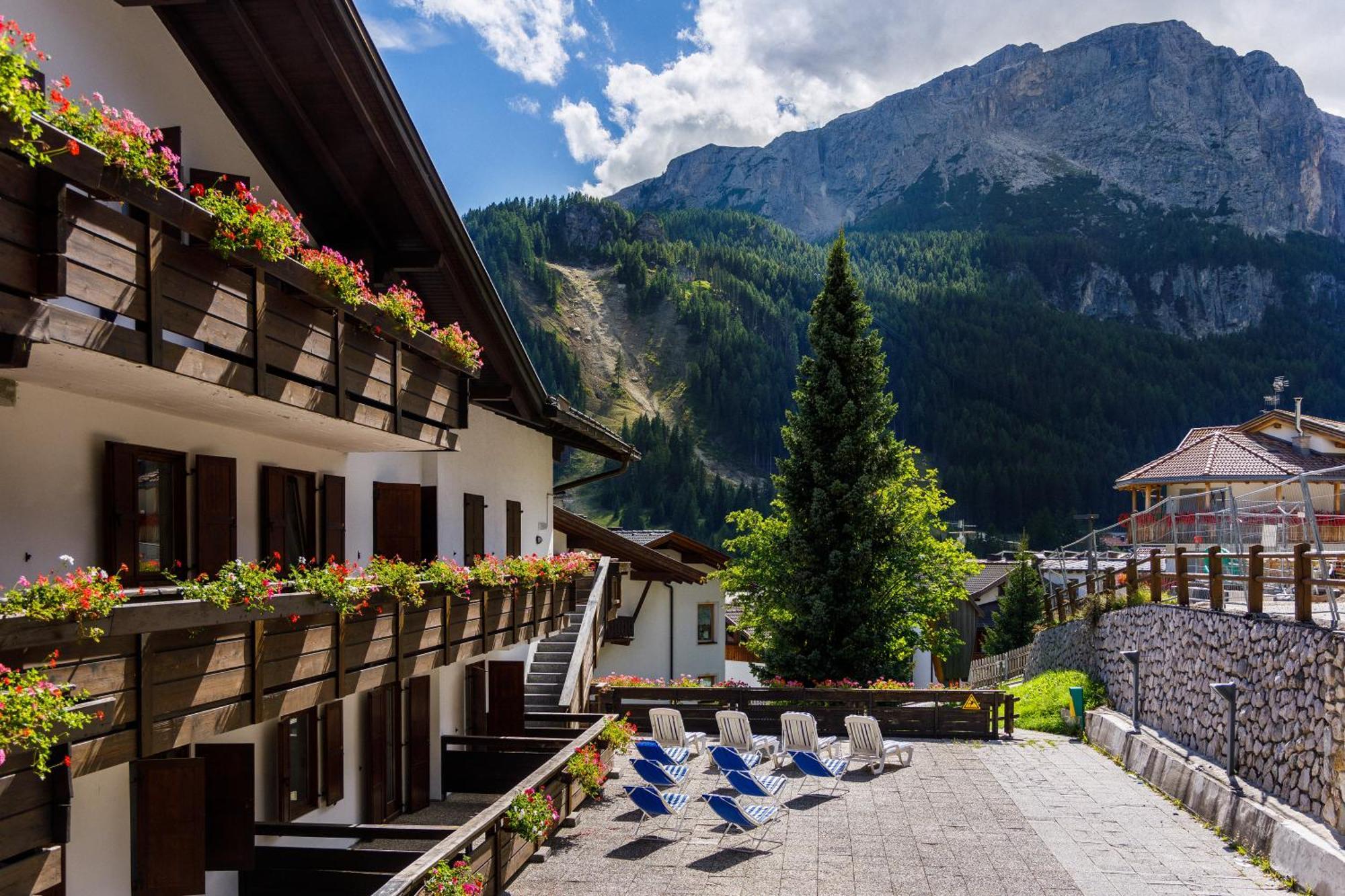 Hotel Miramonti Corvara Eksteriør bilde